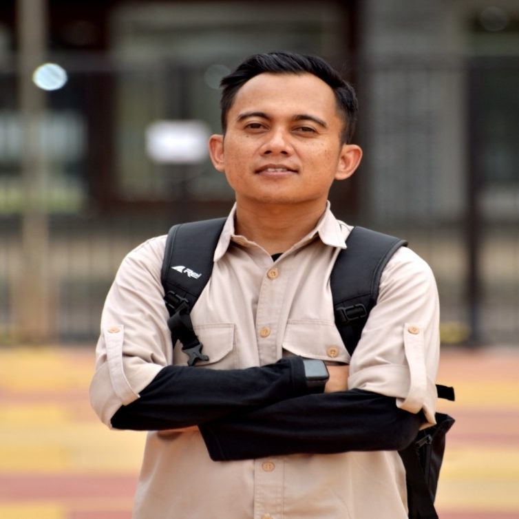 RIKI AFRI KURNIAWAN